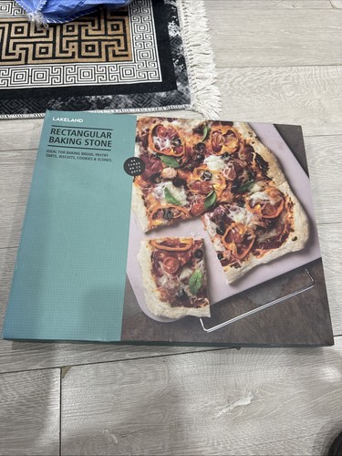 Lakeland rectangular pizza - rectangular,