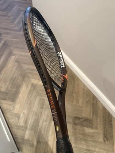 Yonex ezone 100 - ezone, v8