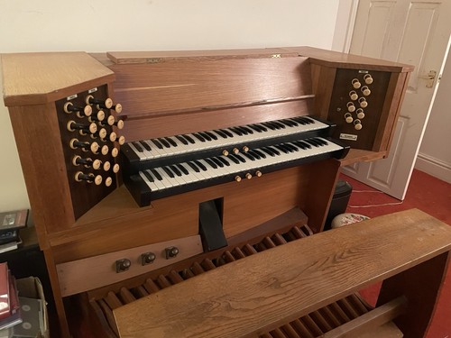 Norwich electric organ - norwich,