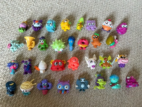 Moshi monsters figure bundle - moshi,