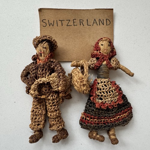 Raffia dolls folk art - raffia, vintage