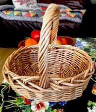 SMALL STURDY WILLOW RUSTIC