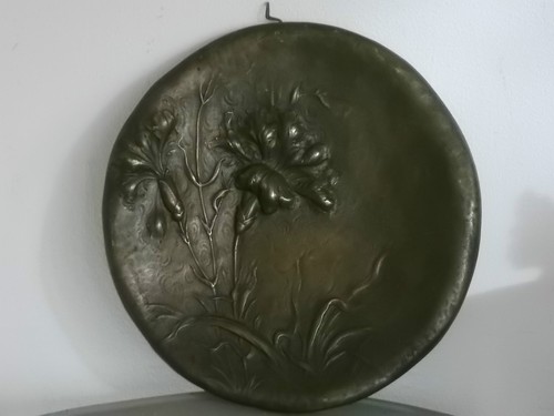 Bronze plate signed - bronze,