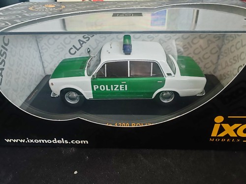 Ixo lada 1200 - 1:43, clc