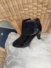 "PETER KAISER" BLACK PATENT