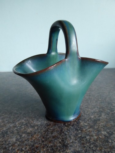 Dicker ware sussex pottery - sussex, pottery-