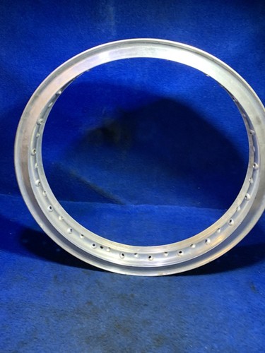 Bsa borrani rim 68 6086 - 3-18, 68-6086