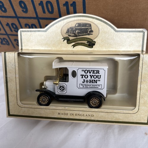 Lledo model ford van over - t,