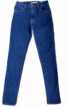 Levi's 721 High-Wasted High Rise Skinny women Jeans in med wash blue 18882-0398
