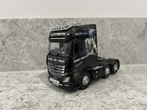 Corgi mercedes benz actros - corgi,