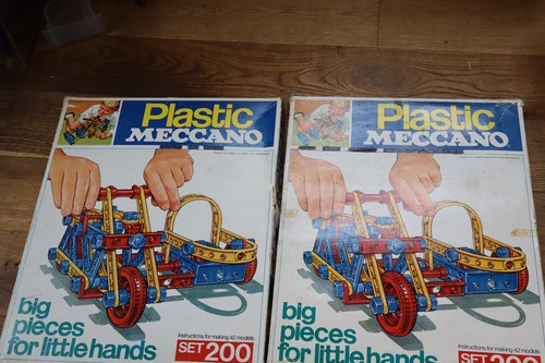 Vintage plastic meccano - plastic,
