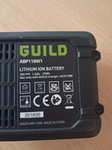 Guild batteries charger - 2, x