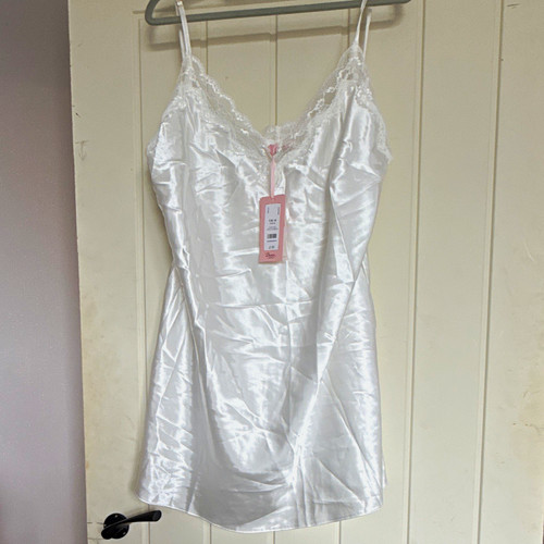 Boux avenue amelia - avenue,
