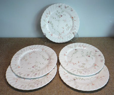 Set of 5 Wedgewood Campion 28cm / 11" Dinner Plates in Lovely Condition