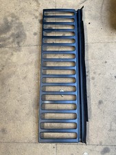 Range Rover Classic Slatted Metal Grill