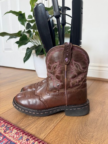 Vintage justin western cowboy - justin,