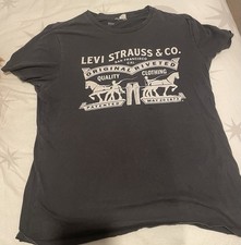 Levi Strauss & Co Men's Grey T-Shirt Size L
