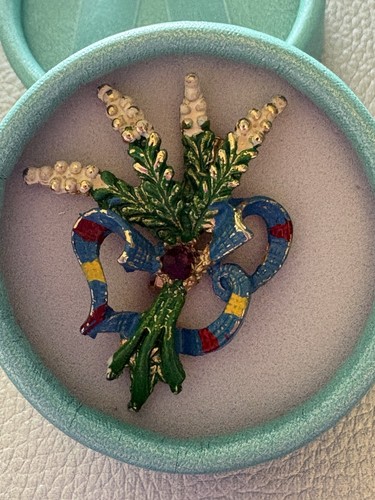 Vintage exquisite signed lucky - vintage,