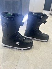 MENS  BOA  DC SNOWBOARD BOOTS UK SIZE 9 VERY GOOD CONDITION