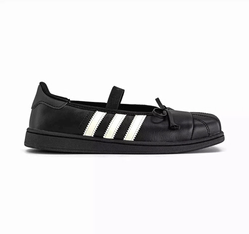 Jennie adidas superstar - jennie,