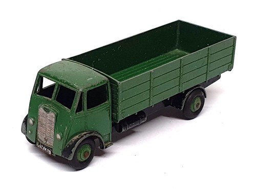 Dinky toys 911 - -, guy