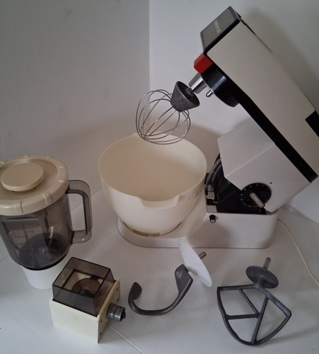 Kenwood chef mixer - a901, vgc