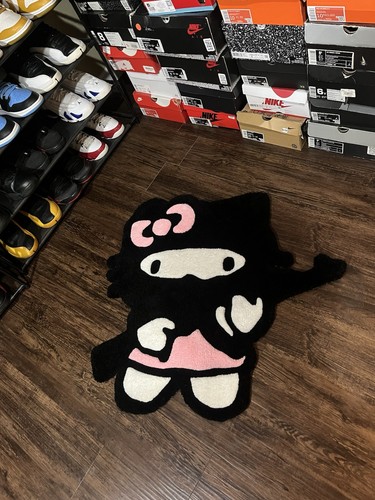 Hello kitty rug custom tufted - hello,
