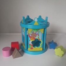 In The Night Garden Wooden  Shape Sorter