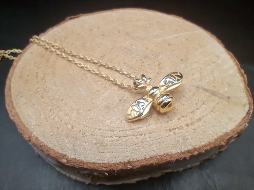 Bumble bee pendant necklace - bee, by