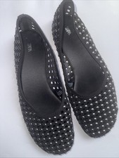 ZARA Flat Shoes SIZE Eur 39 Uk