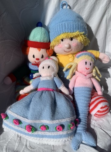 Vintage hand made knitted - made,