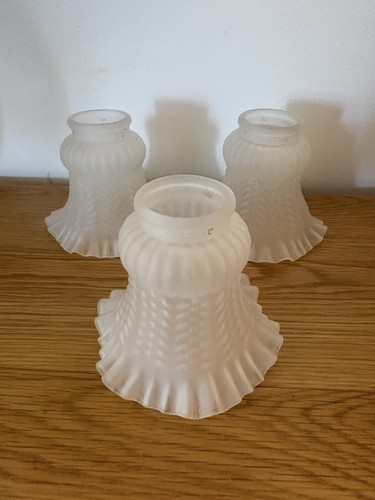 Vintage frosted glass ruffle - vintage,