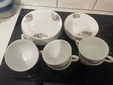 Vintage retro 18 piece china