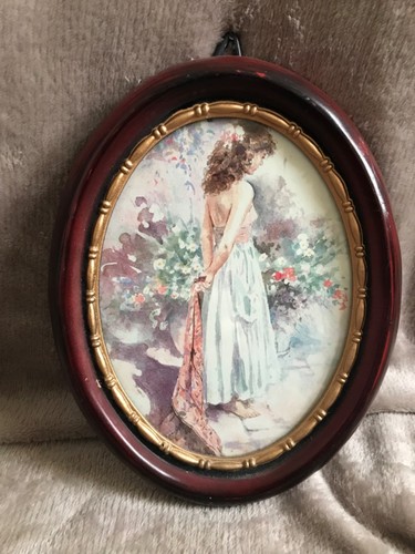 Vintage oval photo frame - vintage,