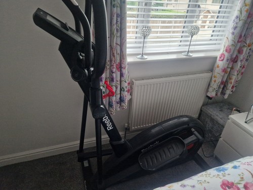 Reebok gx40s cross trainer - reebok,
