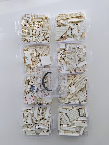 Assorted lego white bricks - white,