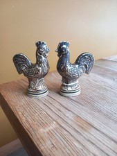 2 CERAMIC ROOSTERS