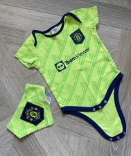 Manchester United Baby Vest & Bib Size 12-18 Months