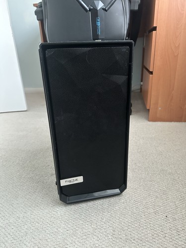 Mid tower case black - i7,