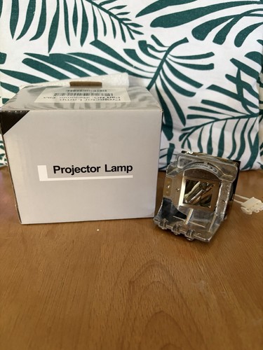 New benq projector lamp - projector,
