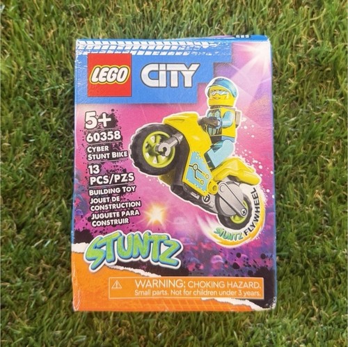 Lego city stuntz - cyber, stunt