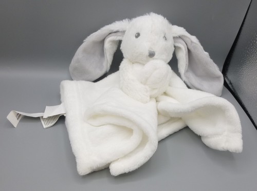 Blankets beyond bunny - &, rabbit