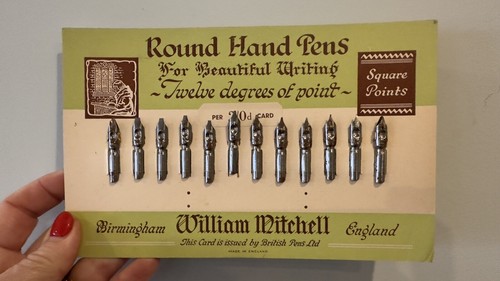 Vintage william mitchell round - william,