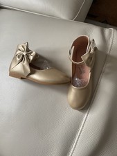 Bridesmaid/flowergirl Shoes