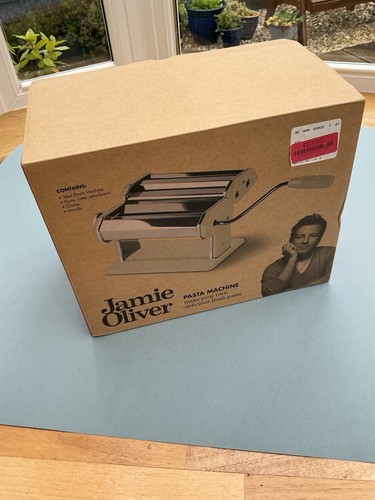 Jamie oliver pasta making - jamie,