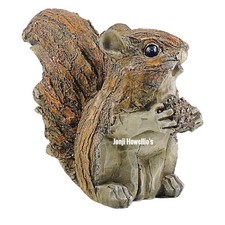 Red Squirrel Garden Ornament