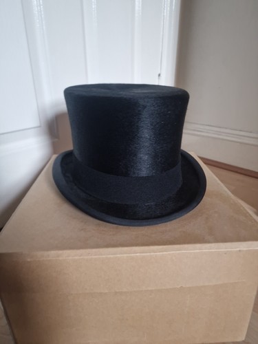 Lock vintage top hat - lock,