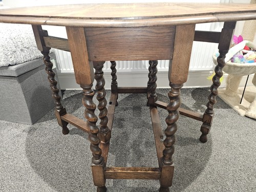 Antique solid oak barley - oak, twist