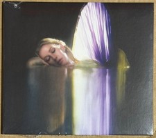 Ellie Goulding  - Higher Than