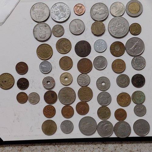 Mixed world coin - world,